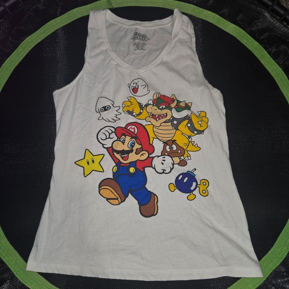 Vintage Nintendo Super Mario White V-Neck Tee